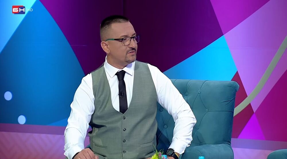 Miloš Dojčinović, Nedeljno popodne