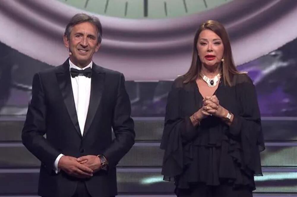 ISPLAKAĆETE SE KAO NIKAD! Ovako je Dragana reagovala kad je ugledala Žiku Jakšića! Potresan snimak obišao zemlju