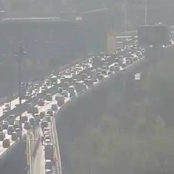 Neviđeni kolaps ovog jutra u Beogradu! Na ovim ulicama totalni haos - formirane kilometarske kolone vozila (FOTO)