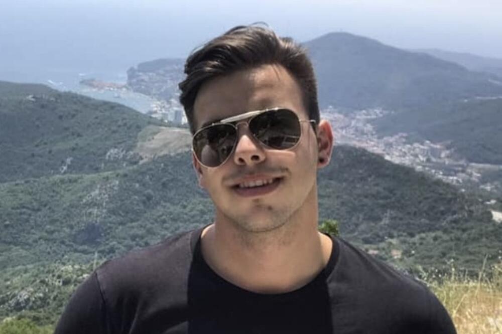 Da li prepoznajete ovog dasu? Mnoge žene odlepile za njim, a ove fotke ostavljaju bez teksta