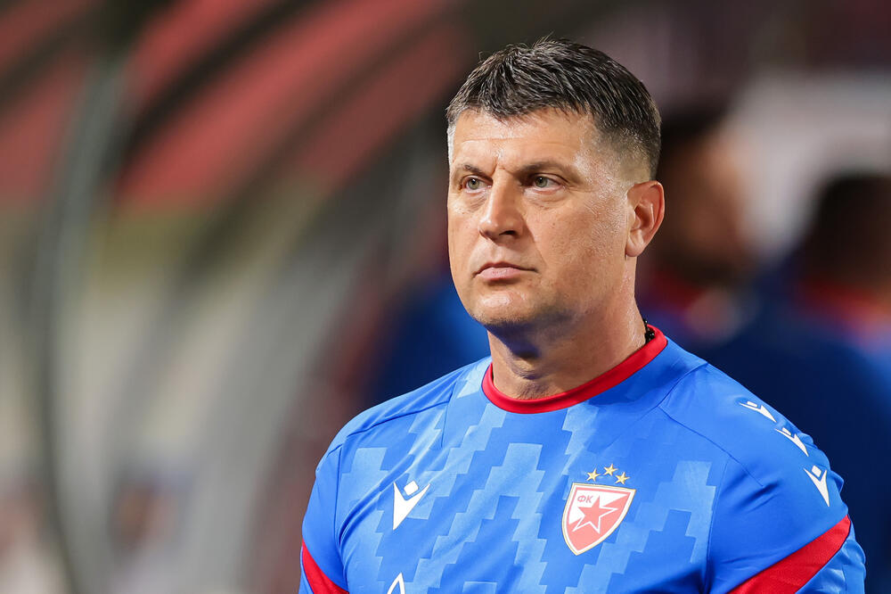 Ove igrače je Vladan Milojević poveo na meč sa Portom: Evo na koga može da računa