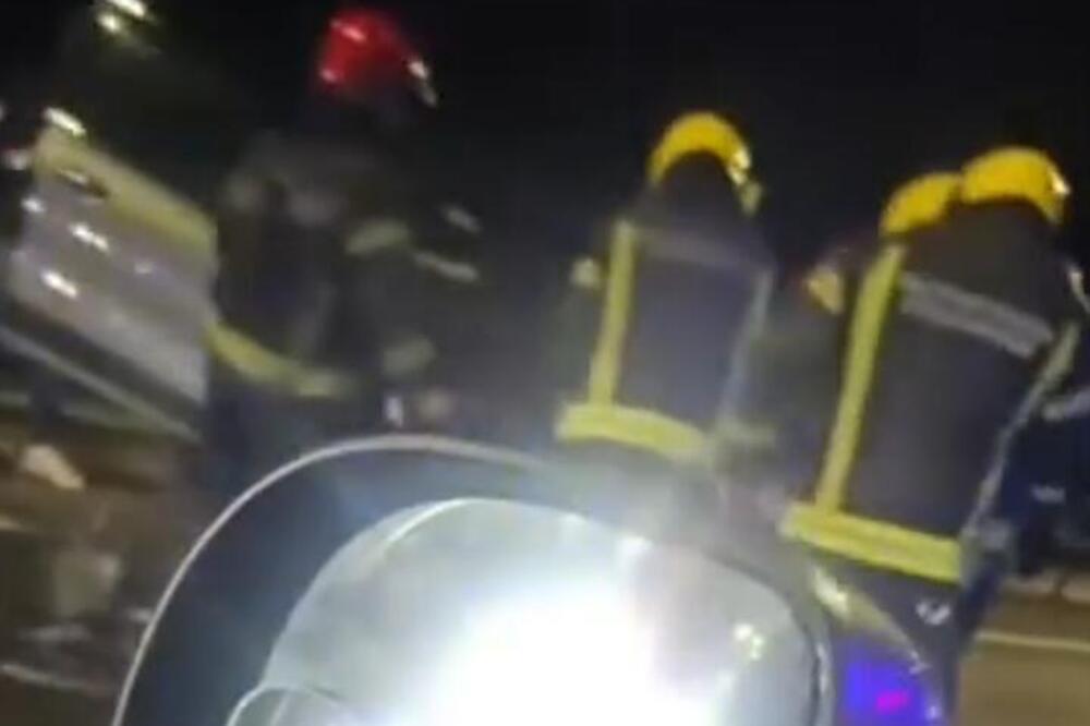 Darko Lazić i njegova žena povređeni su u teškoj saobraćajnoj nesreći: Snimak kako ih izvlače vatrogasci je jeziv!