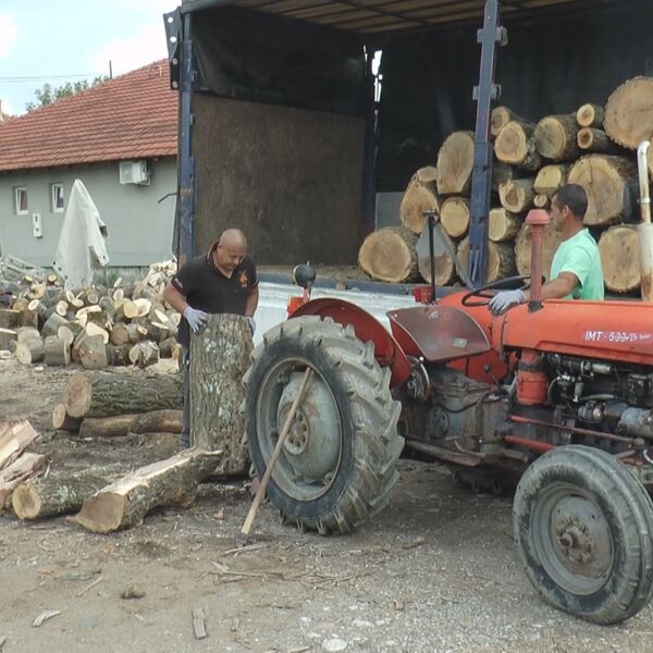 Cene ogreva u Srbiji variraju od mesta do mesta: Evo gde sada najjeftinije možete nabaviti drva, ugalj ili pelet