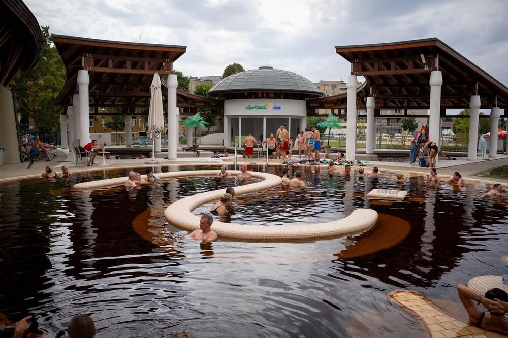 Banje u Mađarskoj koje izgledaju svetski, a koje leče i ozbiljnije bolesti! Nisu skupe sa sve prevozom, a čine čuda