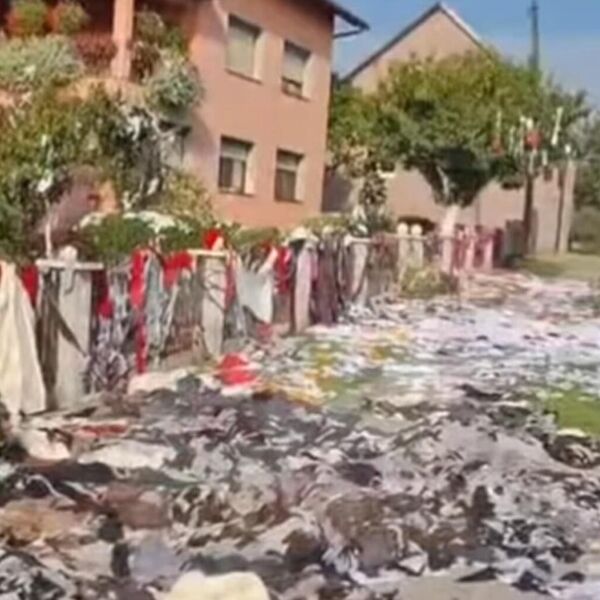 Tihana i Ivan dobili prvo dete, a rodbina im priredila ŠOK: Zatrpali ih sa 3 tone smeća, ovo je njihov odgovor