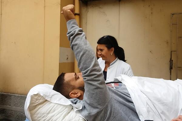 OVA ŽENA TRAŽI DA SE DARKU ODUZME VOZAČKA DOZVOLA! Čeka se reakcija nadležnih, evo šta tvrdi