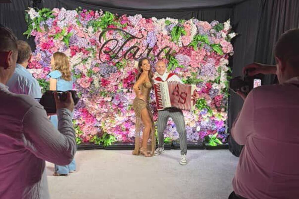 Najbolji uz najbolje: Saša Matić 2 puta slavio punoletstvo ćerkama, ali uvek je birao isti orkestar