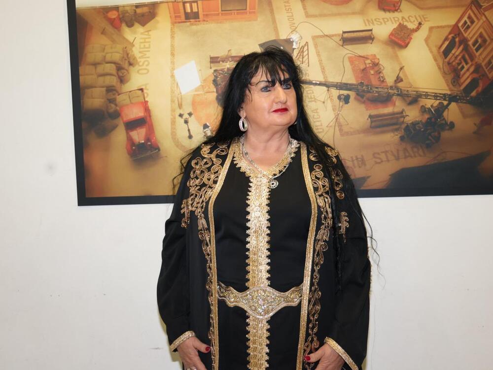 ŠOK! RASKRINKANA TAJNA AFERA SA PINKA! On 17 godina mlađi, nacija ne veruje šta čuje