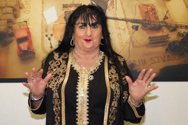 PLAŠI SE DA OSTANE SAMA SA NJIM, DA NE BI PALA AKCIJA? Milosava glavna tema u Srbiji - ĆERKA ODOBRILA VEZU