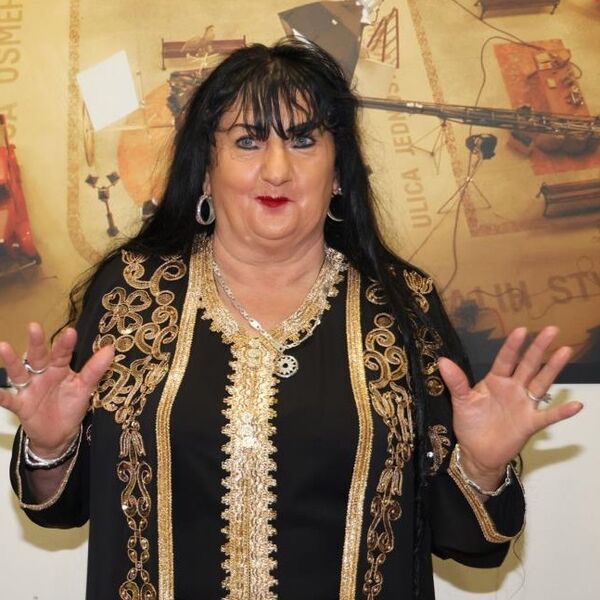 PLAŠI SE DA OSTANE SAMA SA NJIM, DA NE BI PALA AKCIJA? Milosava glavna tema u Srbiji - ĆERKA ODOBRILA VEZU