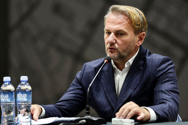 "Manja šteta je da ne bude u ekipi" Mijailović bez dlake na jeziku! Otkrio zbog čega je Obradović precrtao bombu