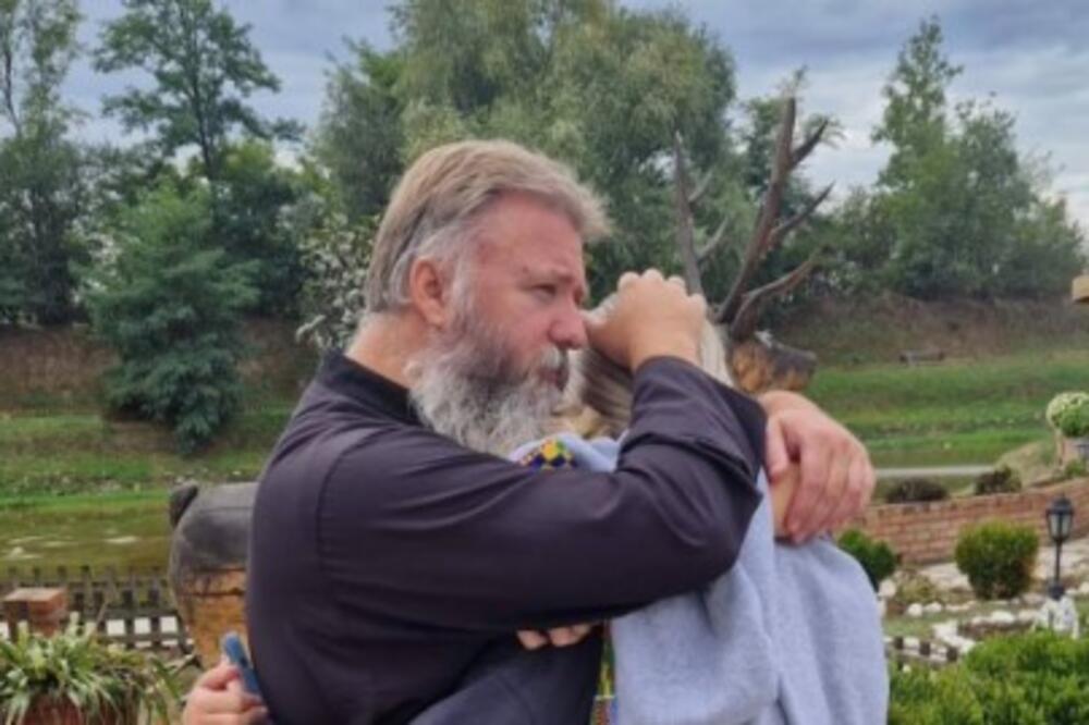 Oglasio se otac Predrag Popović sa nikad jačom porukom! Njegove reči će vas pogoditi pravo u srce (FOTO)