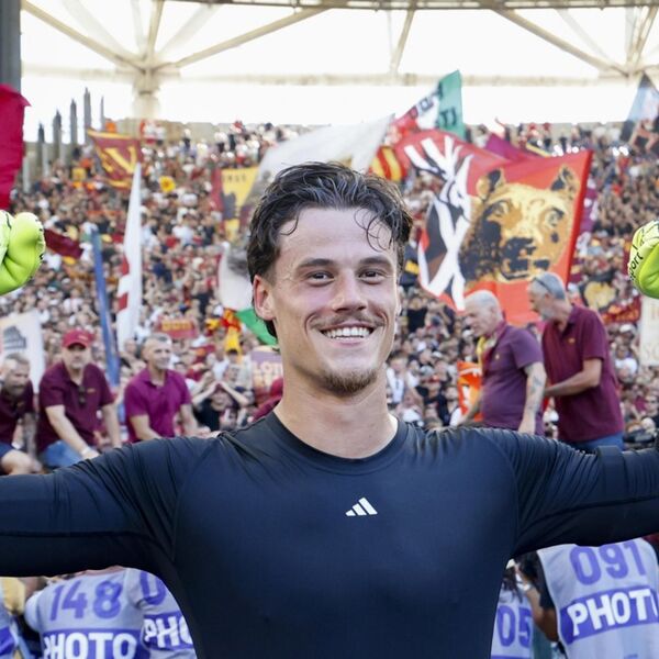 Tri odbrane Svilara u pobedi Rome nad Veronom (Foto)