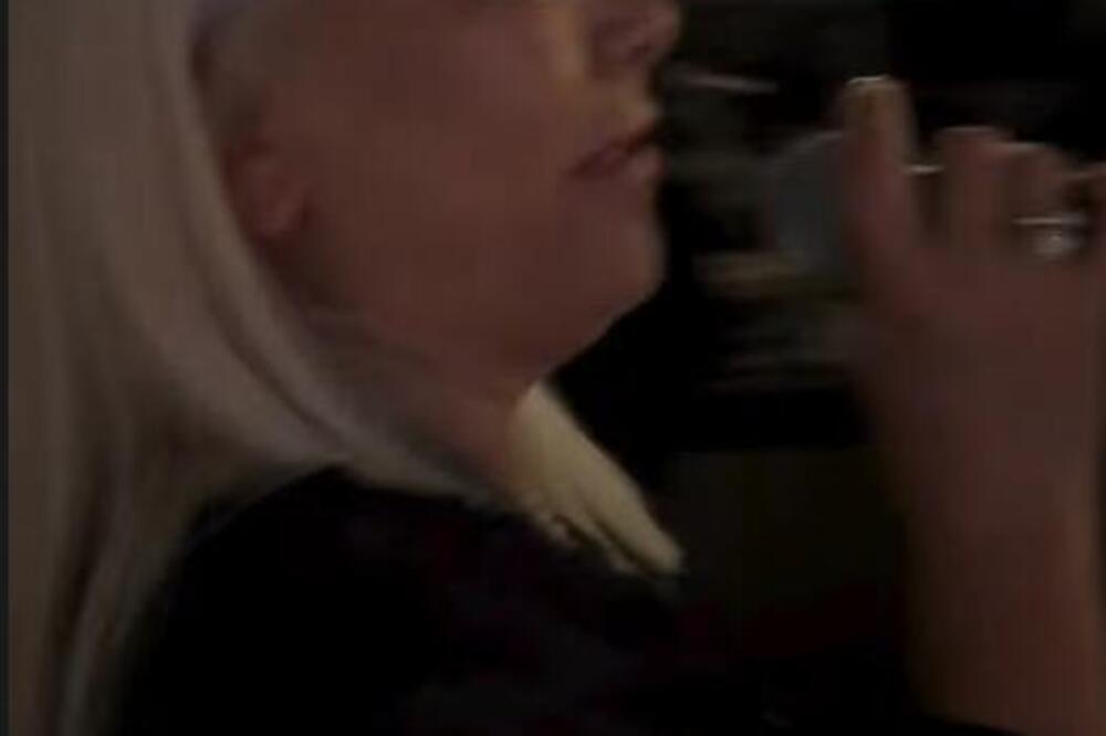 "E, OVO JE EKSKLUZIVA": Osvanuo ZAPALJIV SNIMAK bivše žene Željka Mitrovića! Sonja u punoj snazi