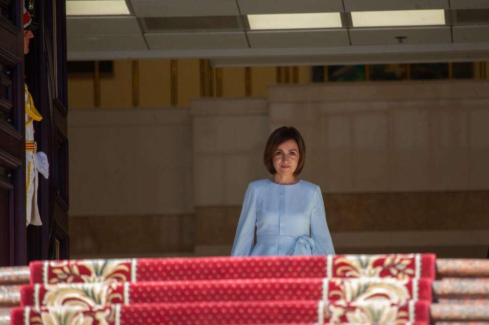 Evo ko je zapravo žena koju Putin ne može očima da smisli! Istina isplivala na videlo, ove detalje niste znali