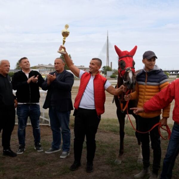 Održan "Galopski trkački dan" na beogardskom hipodromu: Na programu bilo osam trka
