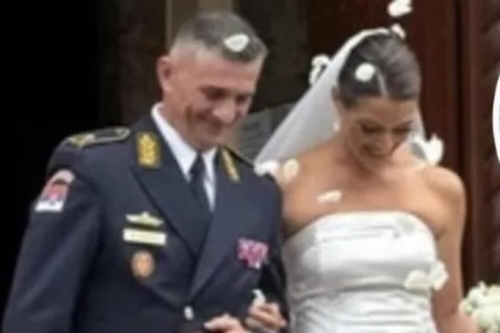 OTKRIVENO KOJI POSAO RADI NOVOPEČENA ŽENA SRPSKOG GENERALA! Majka je razotkrila, sve je jasno