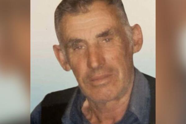 Nestao deka Dragan iz sela kod Knića: Sumnja se da ga je neko povezao ka Čačku ili Kragujevcu (FOTO)