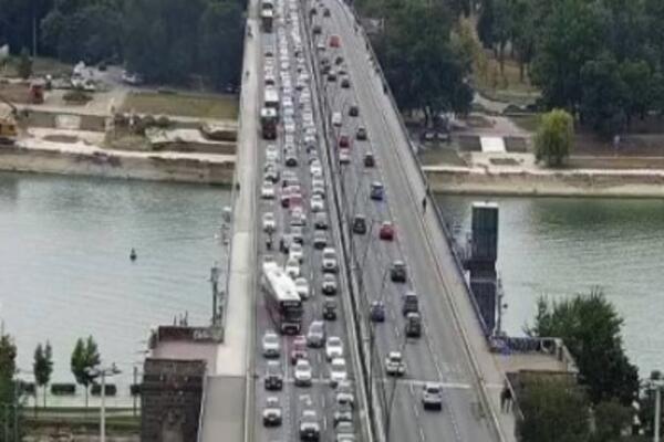 Da li pravilo 20 sekundi može da se primeni u Srbiji? Saobraćaj bi izgledao skroz drugačije, evo šta podrazumevao