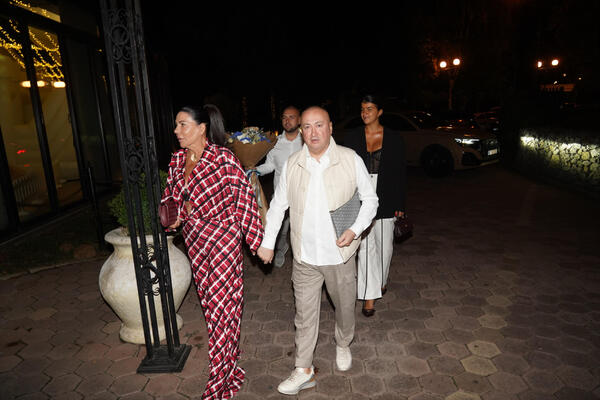 I MI BEKAMOVE ZA TRKU IMAMO! Stegao je za RUKU usred prestonice, od njega dobila i poseban NADIMAK