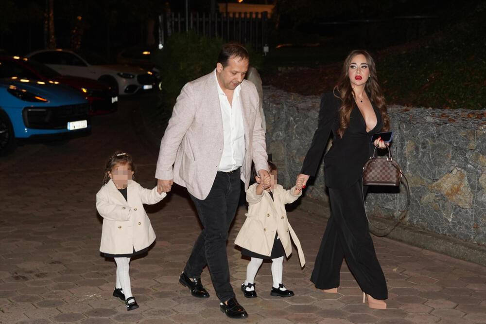 SVI GLEDAJU U TAMARIN STOMAK! Pričalo da se RAZVODE, pa bacili sumnju da je TRUDNA! Ovakvi se pojavili sinoć