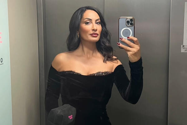 TELO I LICE BOGINJE, A TITULA DIREKTORKE! Ljubica Vraneš kao da ju je vajao MIKELANĐELO - pogledajte je samo, UH!