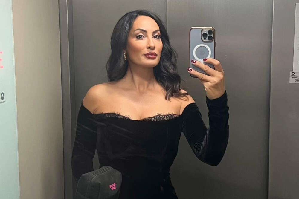 TELO I LICE BOGINJE, A TITULA DIREKTORKE! Ljubica Vraneš kao da ju je vajao MIKELANĐELO - pogledajte je samo, UH!