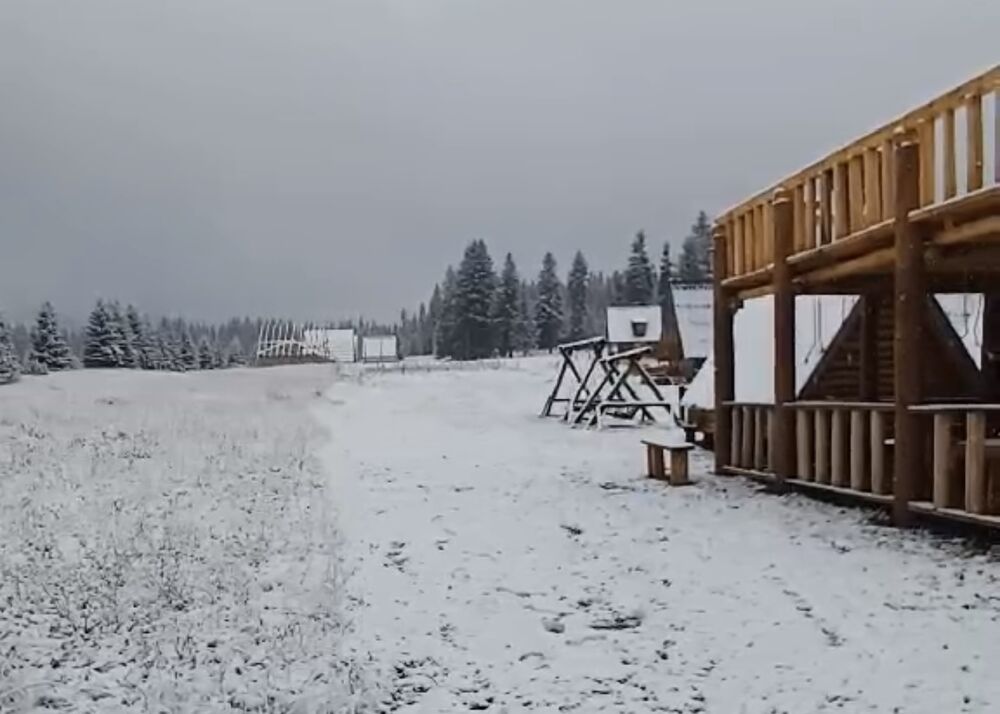 I večeras sneg u ovim delovima Srbije, a evo gde će pljuštati! RHMZ izdao najnovije saopštenje - spremite se!
