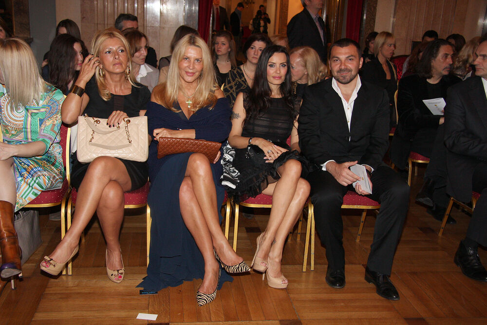 Elena Karaman Karić, Elena Karić, Elena Karaman, Jugoslav Karić