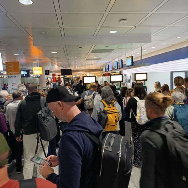Počinje pakao na granicama, čekaćemo do 6 sati na ulazak u EU: Ni aerodromi nisu "pošteđeni", čeka nas kolaps!