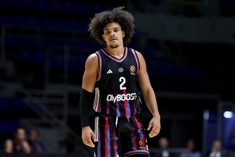 Nadir Hifi na utakmici Makabija iz Tel Aviva i Pariza