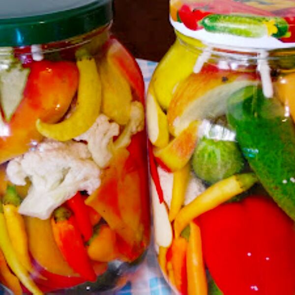 Turšija iz bureta bez konzervansa: Ništa bolje nećete spremiti najmilijima, pravi se brzo i uspeva svima