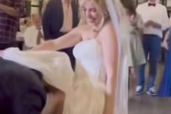 BAHANALIJE MLADENACA na svadbi, mladin otac POZELENEO OD MUKE! Mladoženja se zaneo kao da je PRVA BRAČNA NOĆ! VIDEO