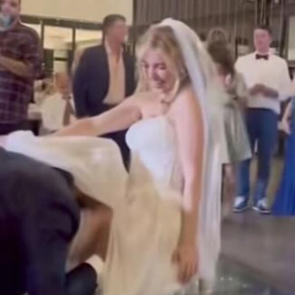 BAHANALIJE MLADENACA na svadbi, mladin otac POZELENEO OD MUKE! Mladoženja se zaneo kao da je PRVA BRAČNA NOĆ! VIDEO