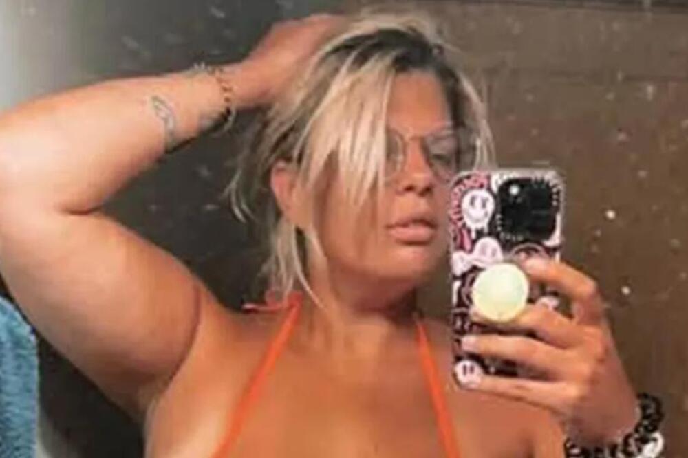 Bivša nastavnica tokom grupnog odnosa učenike terala da rade ovo! Isplivali stravični detalji, pretila im da će...