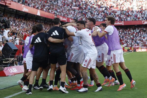 Užasan penal Levandovskog, Gudeljeva Sevilja uništila Barselonu (Video/Foto)