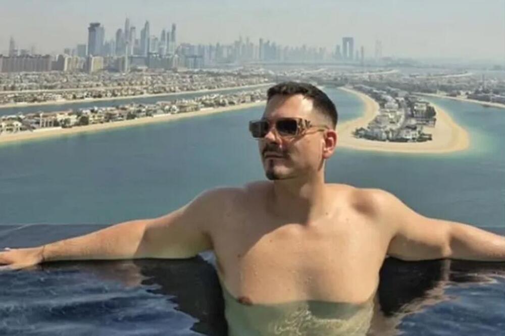 Ko mu može stati na crtu? Ovaj macan se posle 12 godina vratio u Srbiju! Ljubio obdarenu crnku, a sada...