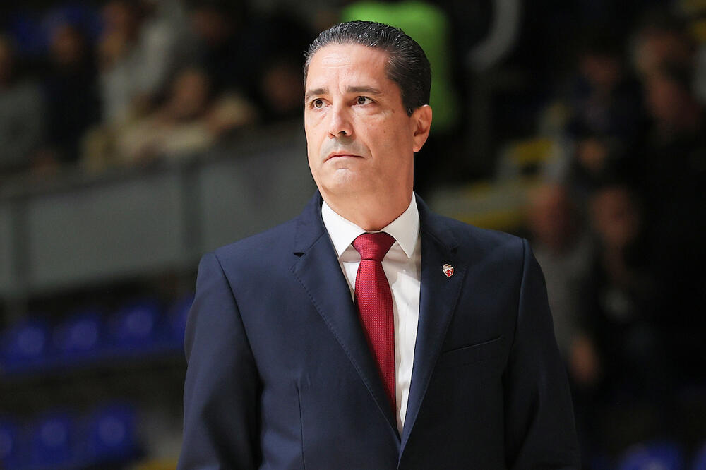 UPRAVA NAPOLJE I ZVIŽDUCI! Navijači okrenuli leđa Sferopulosu posle poraza od Zadra!