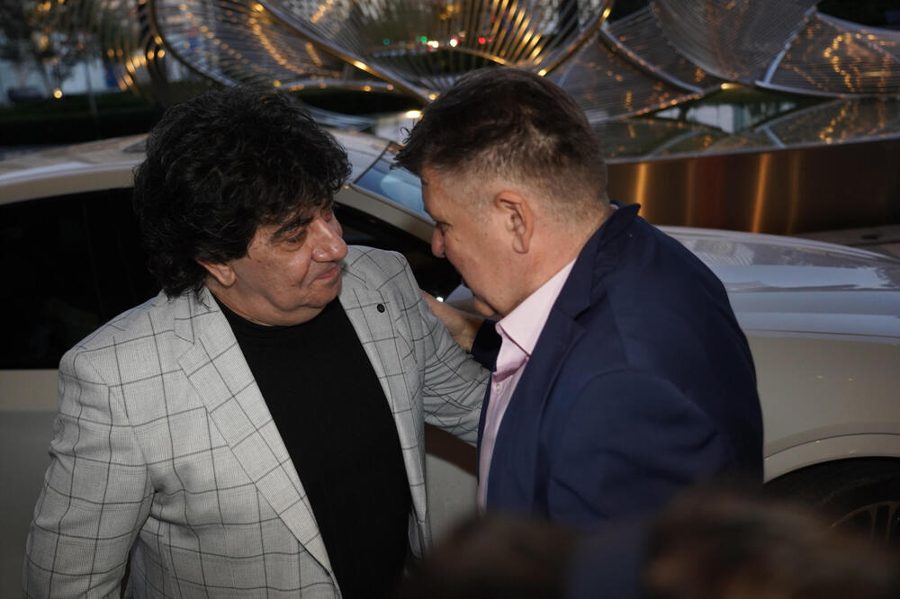 POBEGAO IZ SRBIJE ZBOG ZEMUNSKOG KLANA, UMESTO TELEFONA NOSILI PIŠTOLJE! Sad RAZVEZAO JEZIK - usudio se da...