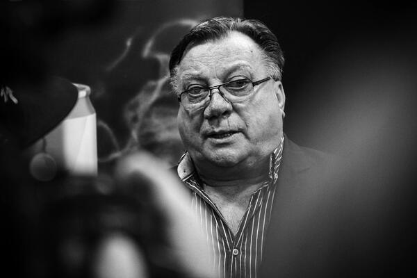 Ne zna se broj ljudi kojima je pomogao: Ovaj čovek ne zaboravlja šta je Bešlić tada uradio, bio je veliki čovek