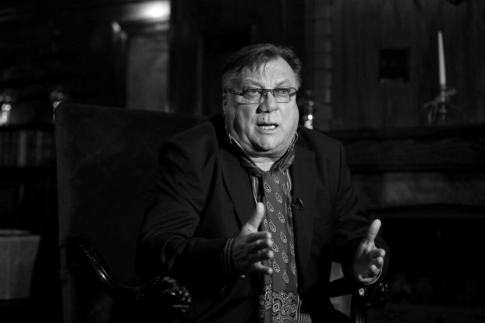 Poznato ko će održati govor na komemoraciji Halida Bešlića: Reč je o velikim imenima iz sveta muzike i glume