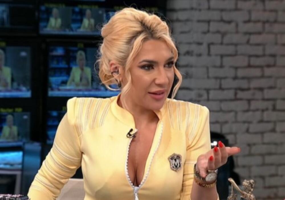 "HVALA TI BOŽE" Kakva je srećnica ova žena, Jeremićeva pokazala šta je našla pored puta, ni sama nije mogla da veru