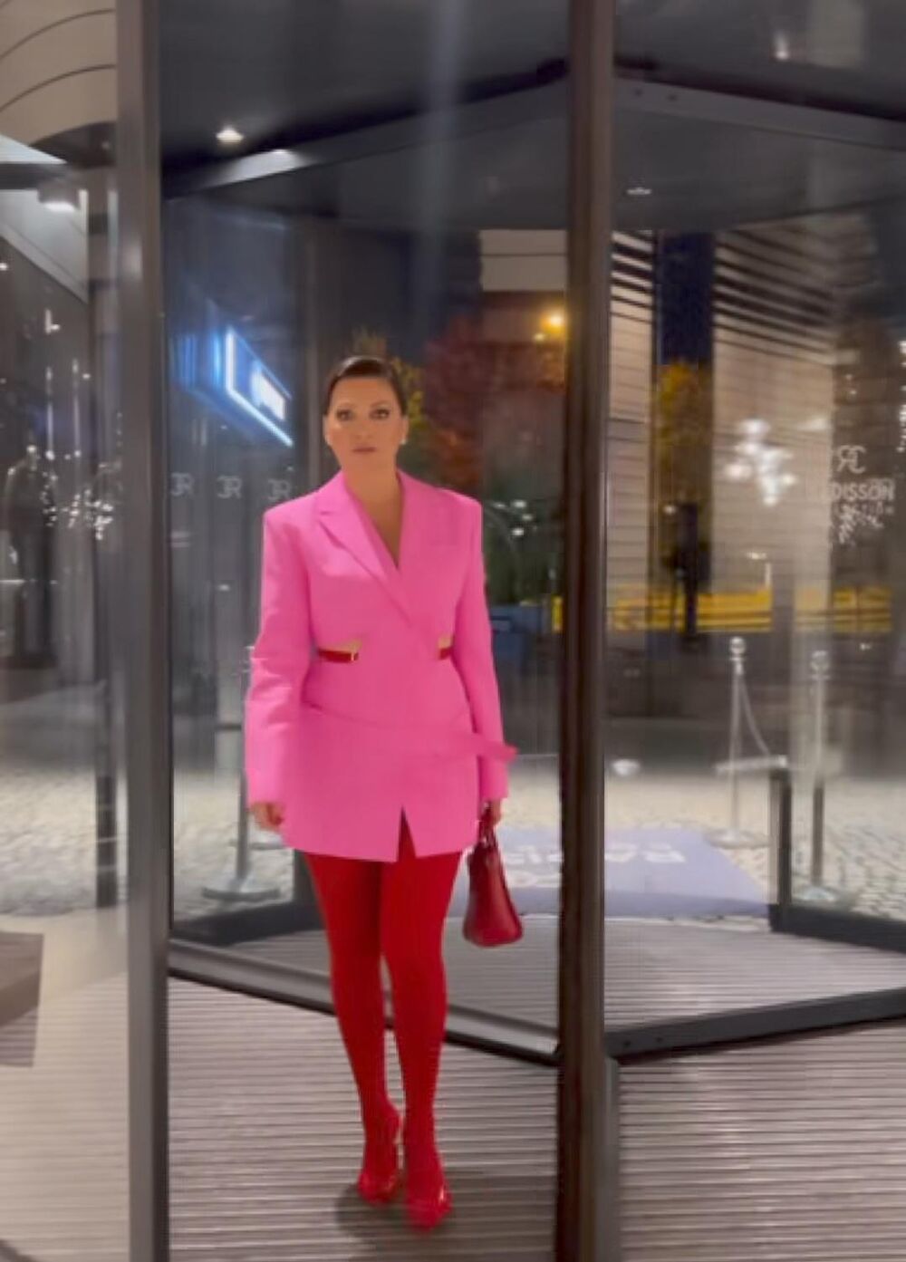 Pevačica je oduševila stajlingom