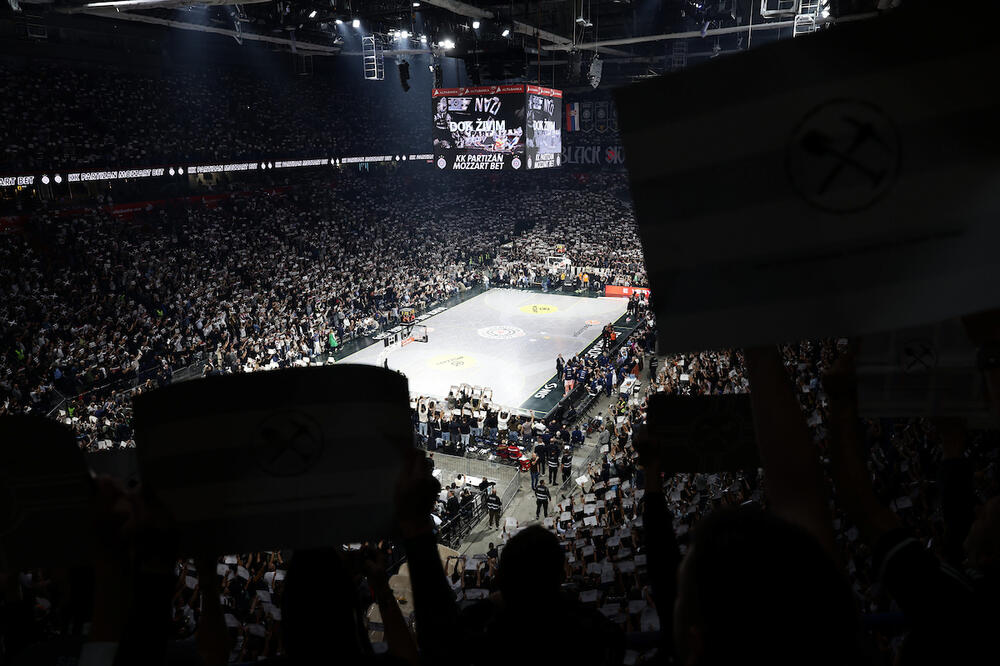 "Ne verujte u sve što se plasira, bez podela u Areni"