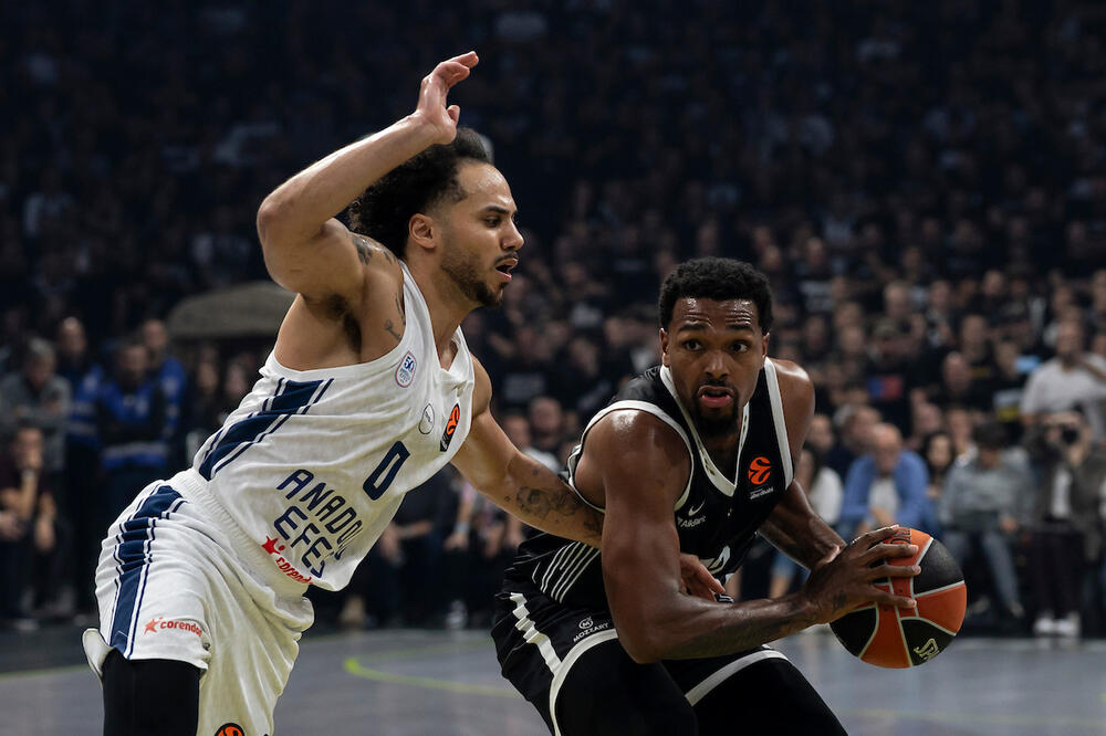 Partizan odbio sve nalete Efesa i došao do druge pobede u eliti posle drame (Video/Foto)