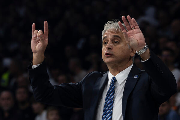 Igor Kokoškov više nije trener Anadolu Efesa!