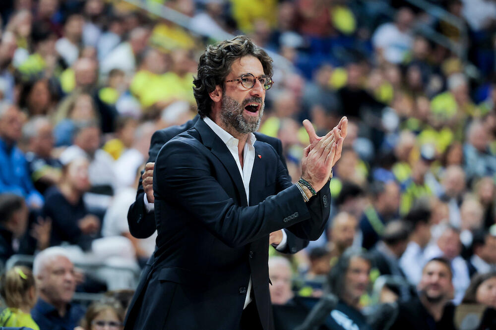 Poznata sudbina Tomislava Tomovića posle povratka Saše Obradovića u Crvenu zvezdu (Foto)