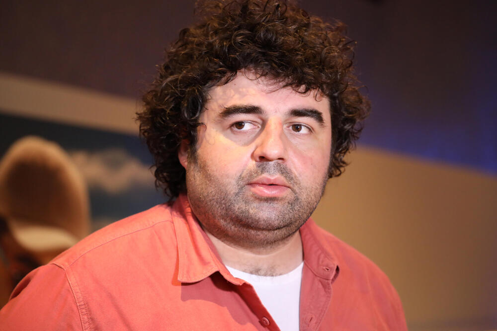 Branko Janković oženio je glumicu, a ona rešila da ostavi karijeri po strani: Napustili grad i žive na imanju