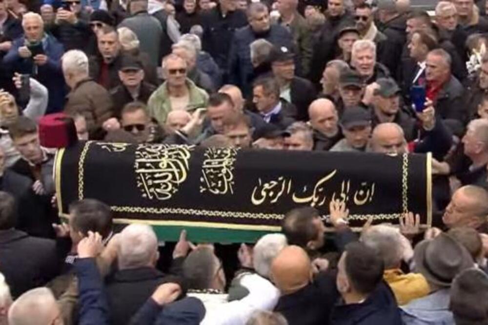 SARAJEVO I REGION U SUZAMA! Sahranjen Halid Bešlić