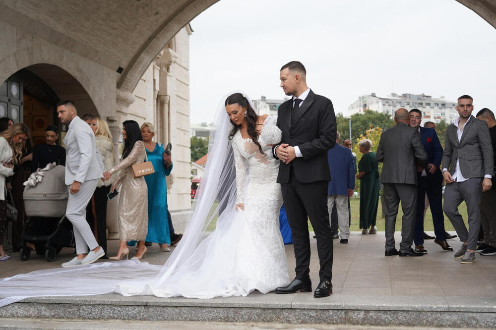 Biće čak 500 ljudi na svadbi? Živković slavi kao da sutra ne postoji - DUPLO SLAVLJE, ALI I DUPLI TROŠAK